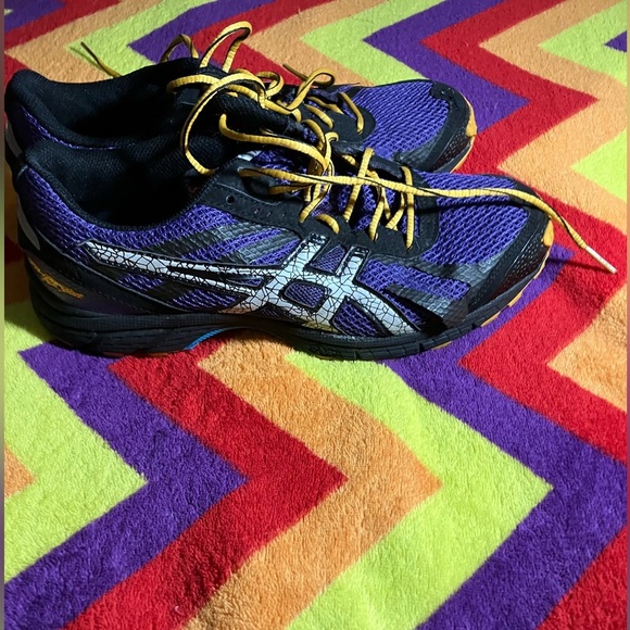 Asics Shoes - ASICS Gel-Fuji racer women’s size 8